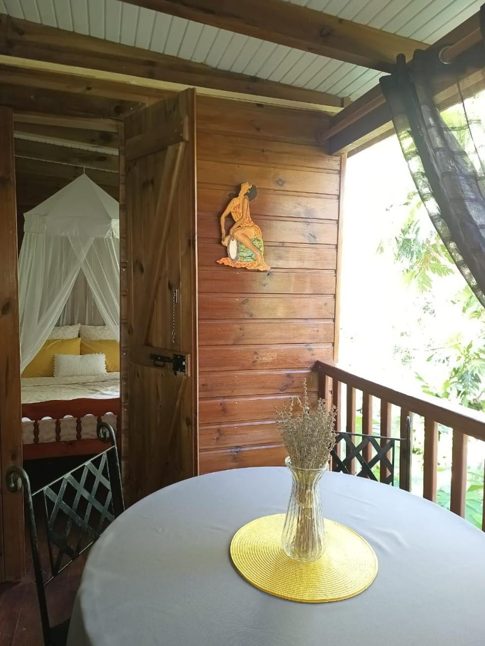 Chez Senorita Sainte-Rose